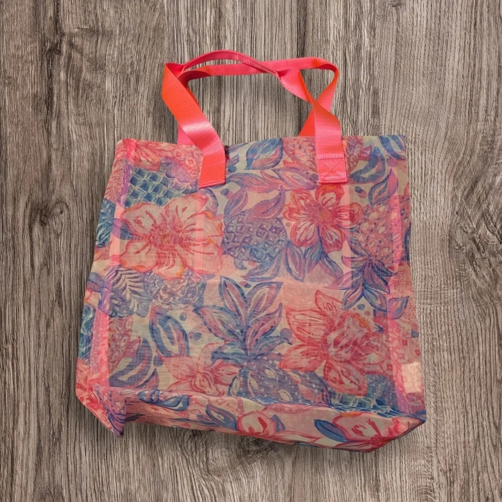 Lilly Pulitzer Floral Mesh Tote Bag with Inside Pocket, NWOT - Picture 3 of 5